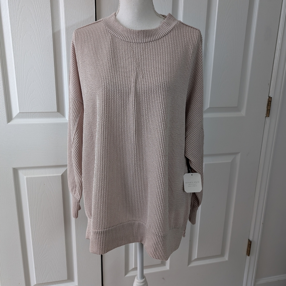 Altar'd State Ribbed Tunic, Sz M, Nwt